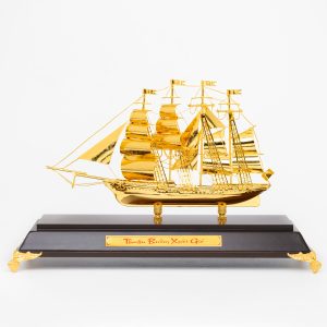 Mô Hình Thuyền Mạ Vàng 24K